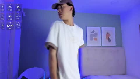 Apolo twink online show from February 11, 8:36 pm