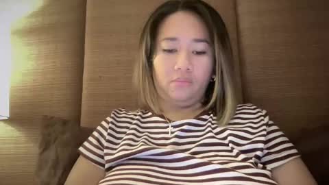 Snapshot of apple_pie_love chatting on November 3, 7:09 am Anika online show from November 3, 7:09 am