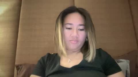 Snapshot of apple_pie_love chatting on November 5, 7:41 am Anika online show from November 5, 7:41 am