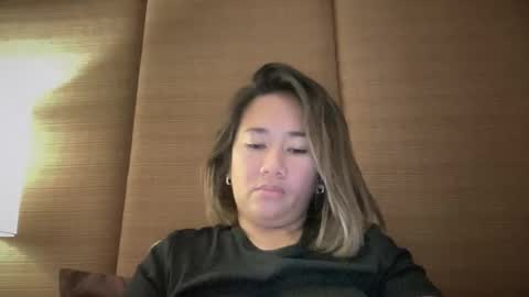 Snapshot of apple_pie_love chatting on November 6, 6:58 am Anika online show from November 6, 6:58 am