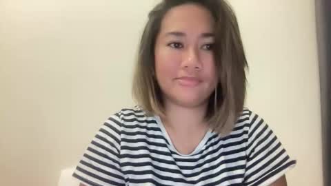 Snapshot of apple_pie_love chatting on November 12, 7:03 pm Anika online show from November 12, 7:03 pm