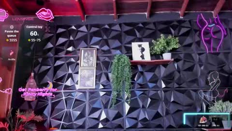 apprilfoxx online show from December 21, 4:03 pm