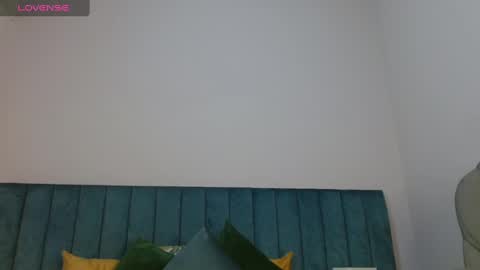 Snapshot of april__bunny chatting on December 24, 9:33 pm April Bunny online show from December 24, 9:33 pm