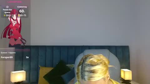 Snapshot of april__bunny chatting on February 4, 2:28 am April Bunny online show from February 4, 2:28 am