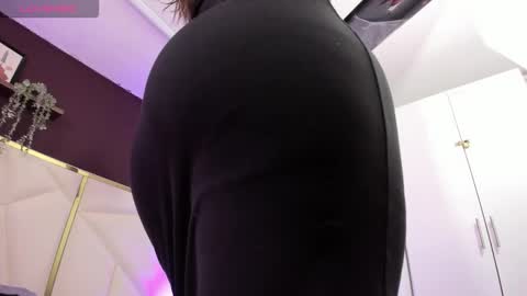 April online show from November 17, 11:27 am