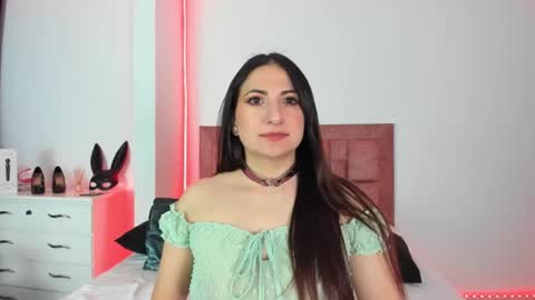 Snapshot of april_collinsxx chatting on October 18, 1:08 am april collinsxx online show from October 18, 1:08 am