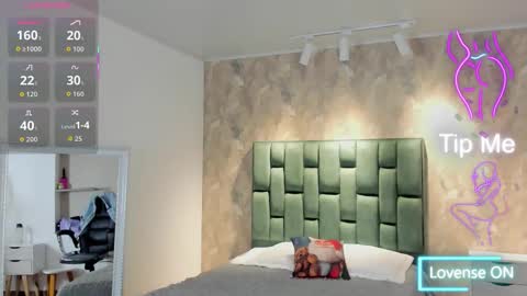  April  online show from November 14, 11:53 am