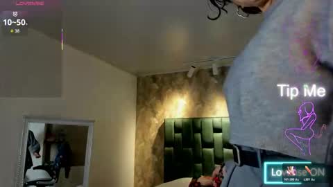  April  online show from December 4, 11:52 am