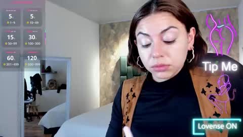  April  online show from December 5, 2:47 pm