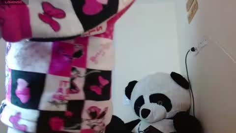 Snapshot of april_dumont5 chatting on July 11, 12:19 pm April Dumont online show from July 11, 12:19 pm