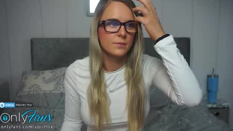 Snapshot of april_flix chatting on October 8, 10:24 am April Flix online show from October 8, 10:24 am