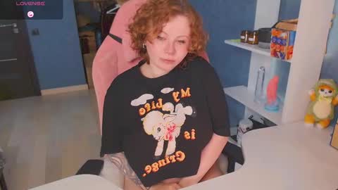 Snapshot of april_hentaigirl chatting on October 13, 12:27 pm my special content online show from October 13, 12:27 pm