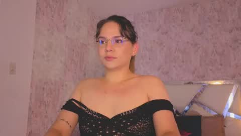 Isabella online show from May 20, 8:48 pm