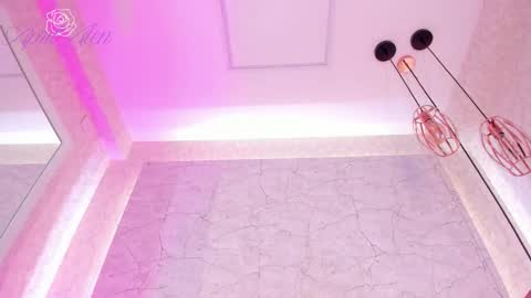 April online show from October 17, 6:38 am