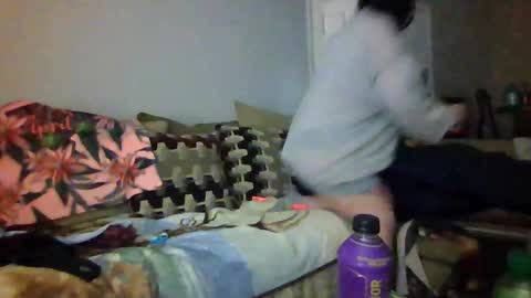 Snapshot of aprilanna chatting on May 13, 3:48 am AnnaApril420 online show from May 13, 3:48 am