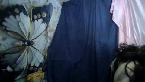 Snapshot of aprilanna chatting on August 3, 6:56 am AnnaApril420 online show from August 3, 6:56 am