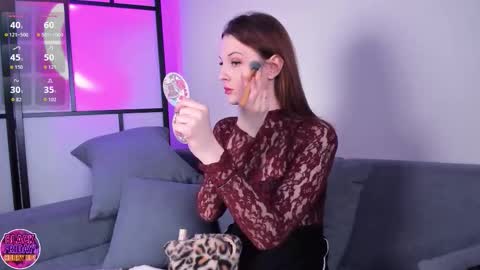 Snapshot of aprilavery chatting on November 27, 4:31 pm April online show from November 27, 4:31 pm