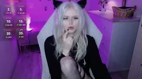 Hazy online show from June 16, 5:54 am