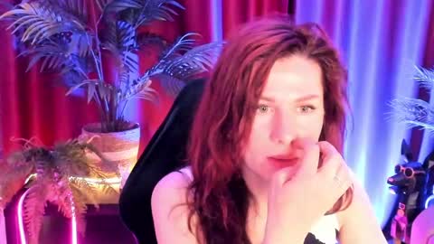 aprill_o_nill online show from April 29, 4:33 pm