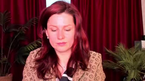 aprill_o_nill online show from May 6, 4:12 pm