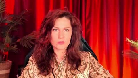 aprill_o_nill online show from May 16, 6:07 pm