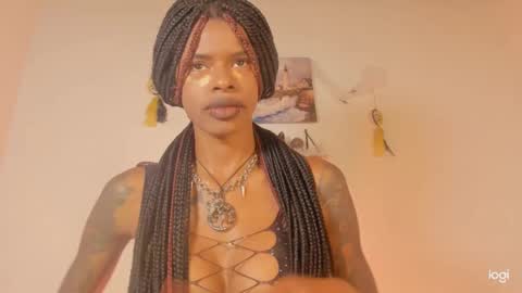 Snapshot of aprillebony chatting on October 28, 8:11 pm APRIL online show from October 28, 8:11 pm