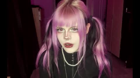 Alice D online show from May 1, 9:19 pm