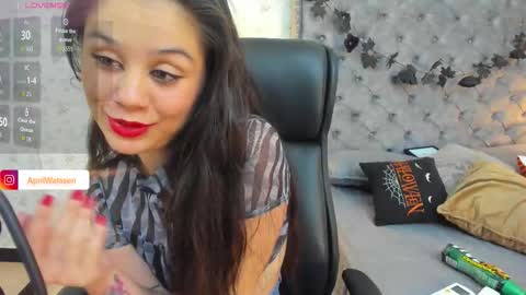 Snapshot of aprilwatson chatting on October 25, 8:03 pm April online show from October 25, 8:03 pm