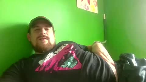 aquadad182 online show from April 21, 7:06 pm