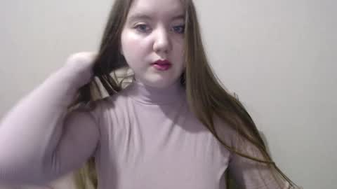 Snapshot of aquanarmin chatting on January 8, 2:57 am Josefin online show from January 8, 2:57 am