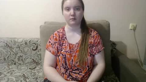 Josefin online show from May 5, 3:09 pm