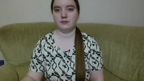 Josefin online show from June 19, 1:37 pm