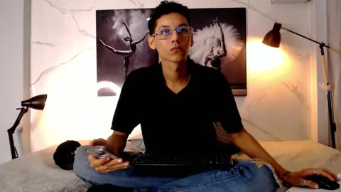 Snapshot of aquarius_xxx chatting on October 16, 11:55 am aquarius_xxx online show from October 16, 11:55 am