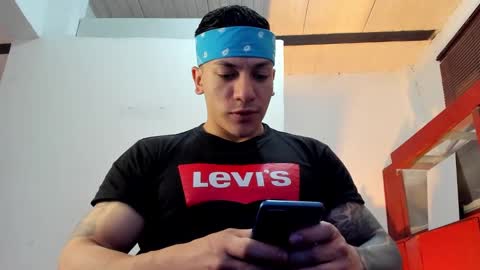 Jonathan online show from October 4, 8:51 pm