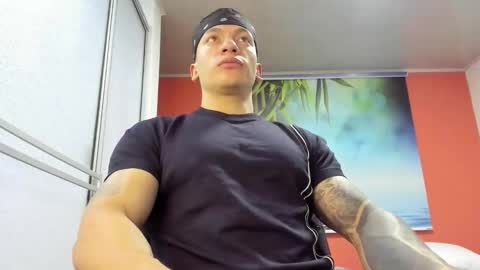 Jonathan online show from March 20, 7:30 pm