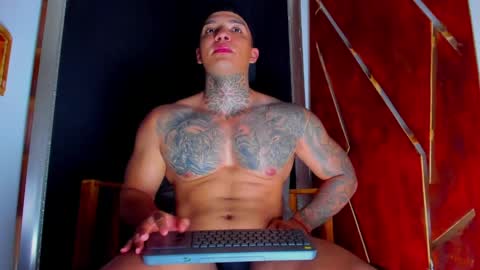 AquilesElpapi online show from May 22, 3:57 am