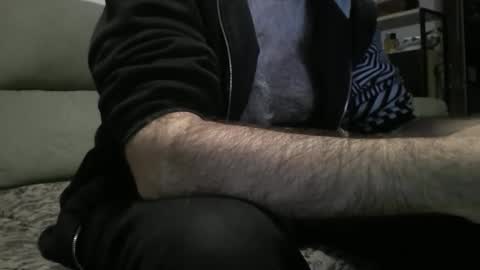 aqui online show from February 13, 11:23 pm