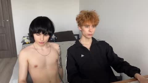 zik and kris online show from May 17, 3:19 pm