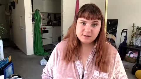 BustyPrincessLeila online show from May 16, 7:34 pm
