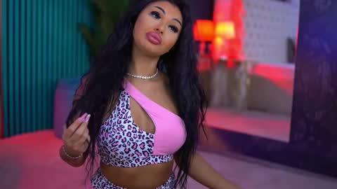 Snapshot of arabellaposh chatting on November 28, 5:54 am arabellaposh online show from November 28, 5:54 am