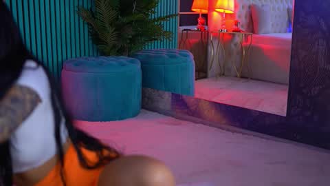 Snapshot of arabellaposh chatting on December 22, 5:48 am arabellaposh online show from December 22, 5:48 am