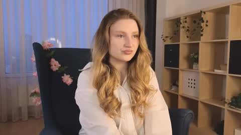 Valentina online show from December 16, 4:17 am