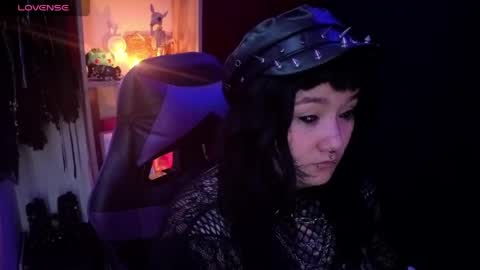 Carolain online show from May 18, 3:35 am