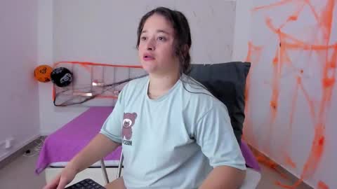 aradia_kiss online show from October 20, 7:47 pm