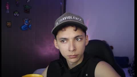 Snapshot of archi_love chatting on December 8, 10:47 pm ARCHIBALDO online show from December 8, 10:47 pm