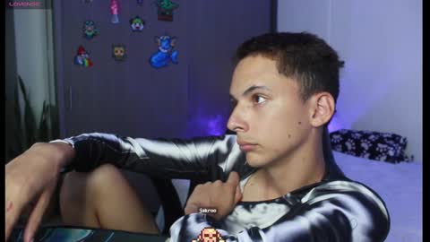 Snapshot of archi_love chatting on February 20, 9:33 am ARCHIBALDO online show from February 20, 9:33 am