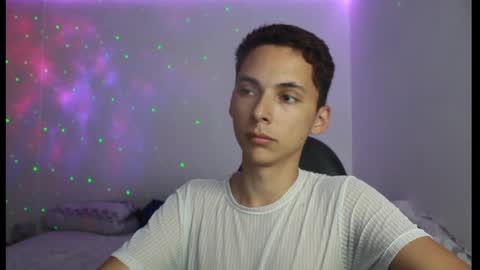 Snapshot of archi_love chatting on March 6, 9:14 am ARCHIBALDO online show from March 6, 9:14 am