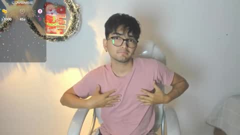 Archie online show from December 20, 12:01 pm