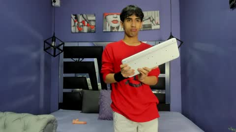 Archie online show from April 1, 3:18 am