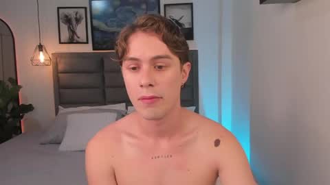 Snapshot of archiekingss chatting on May 24, 6:46 pm Archie online show from May 24, 6:46 pm